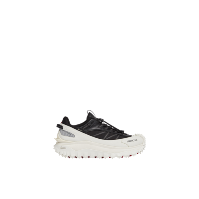 Moncler Collection Trailgrip Gtx Trainers White In Blanc