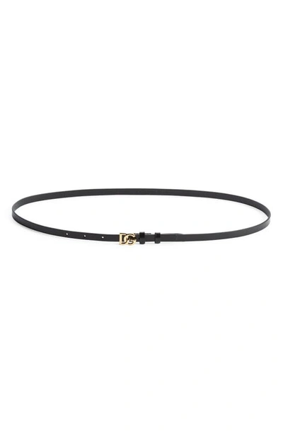 Dolce & Gabbana Dg Logo Skinny Leather Belt In 8s070 Black Gold