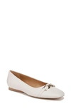 Naturalizer Skimmer Flat In Warm White Leather