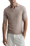 Reiss Duchie Johnny Collar Short Sleeve Wool Polo Sweater In Wheat Melange