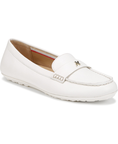 Naturalizer Evie Slip-on Moccasins In Warm White Leather