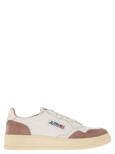 Autry Medalist Leather Sneakers In White/brown