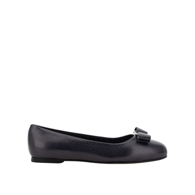 Ferragamo Vanna Vara Bow Ballet Flats In Calf Leather In Black