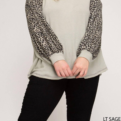 She + Sky Waffle Knit With Contrast Leopard Print Sleeve Top In Grey