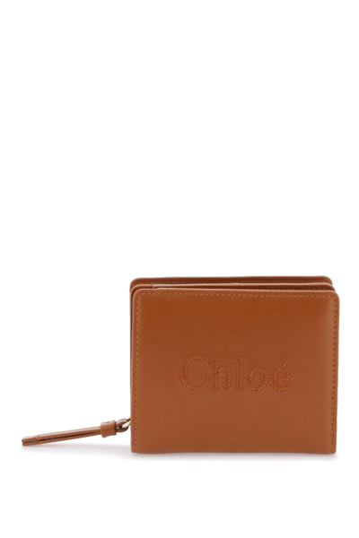 Chloé Sense Compact Wallet In Brown