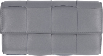 Bottega Veneta Intrecciato Cassette Wallet In Grey