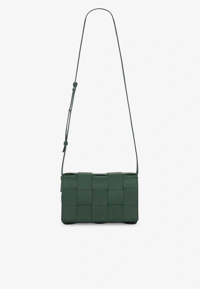 Bottega Veneta Cassette Intrecciato Crossbody Bag In Emerald Green