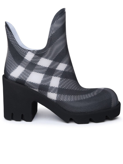 Burberry Lf Marsh Heel Ankle Boots In Black
