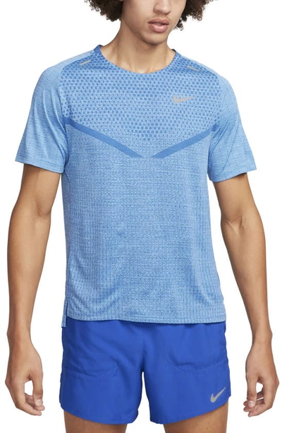 Nike Men's Techknit Dri-fit Adv Short-sleeve Running Top In Blue