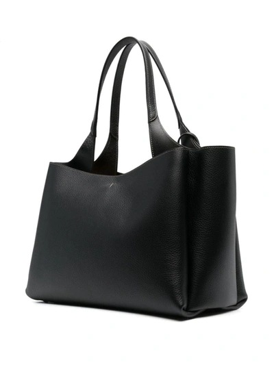 Tod's Tods Leather Bag In Black