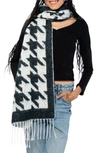 Marcus Adler Houndstooth Fringe Scarf In Black