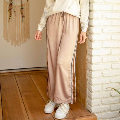 MYSTREE SIDE STRIPE SATIN STRAIGHT LEG PANTS