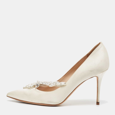 Pre-owned Manolo Blahnik White Satin Nadira Pumps Size 37