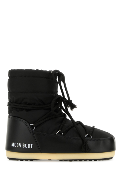 Moon Boot Mtrack Tube Nylon Boots In Black