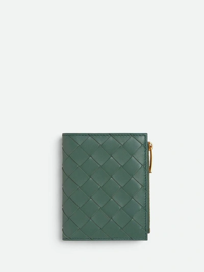 Bottega Veneta Woven Bi-fold Small Zippered Wallet Accessories In Green