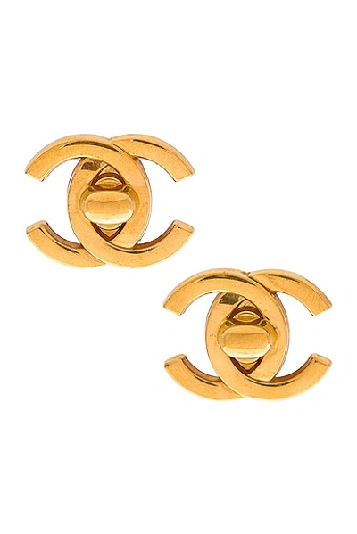 Pre-owned Chanel Turnlock Clip On Earrings In Light Gold