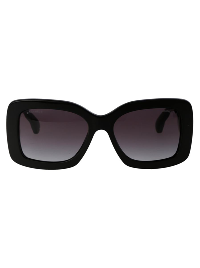 Pre-owned Chanel Sunglasses In C760s6 Black