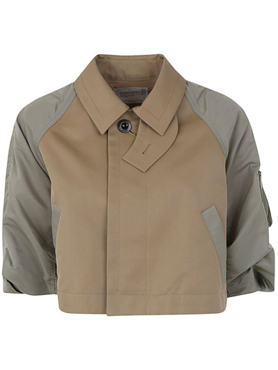 Sacai Button Detailed Cropped Jacket In Beige Khaki