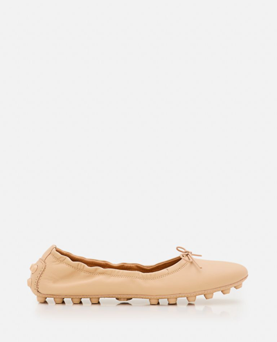 Tod's Gommino Leather Ballet Flats In Beige