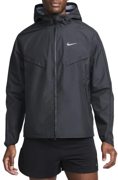 Nike Men's Windrunner Storm-fit Running Jacket In Black