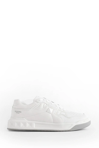 Valentino Garavani Roman Stud Low-top Trainers In White