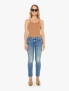 MOTHER PETITES THE LIL' MID RISE DAZZLER ANKLE FRAY RIDING THE CLIFFSIDE JEANS IN BLUE - SIZE 29