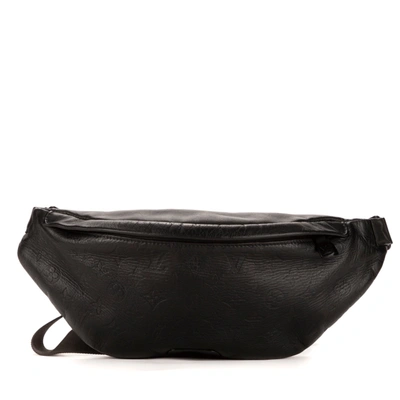 Pre-owned Louis Vuitton Discovery Bumbag In Black