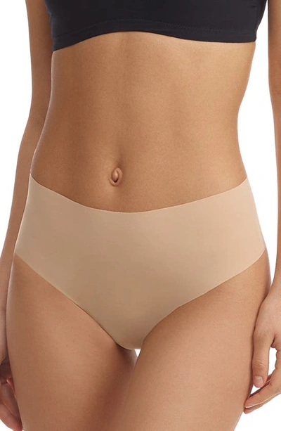 Commando Classic Mid Rise Thong In Beige