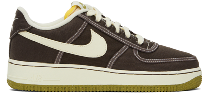 NIKE BROWN AIR FORCE 1 '07 SNEAKERS