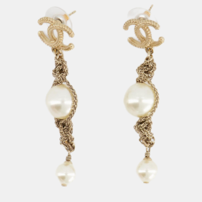 Pre-owned Chanel Brushed Gold Rope With Pearl Cc Logo Long Earring