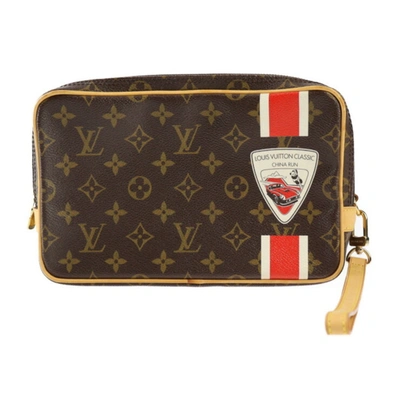 Pre-owned Louis Vuitton Pavel Brown Canvas Clutch Bag ()