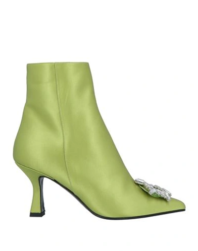 Aldo Castagna Woman Ankle Boots Acid Green Size 9 Textile Fibers