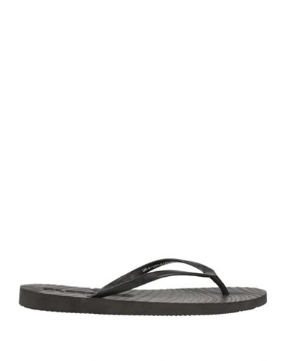 Sleepers Woman Thong Sandal Black Size 6 Rubber