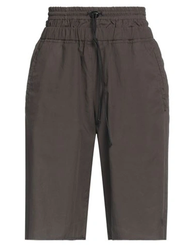 N°21 Woman Shorts & Bermuda Shorts Dark Brown Size S Cotton