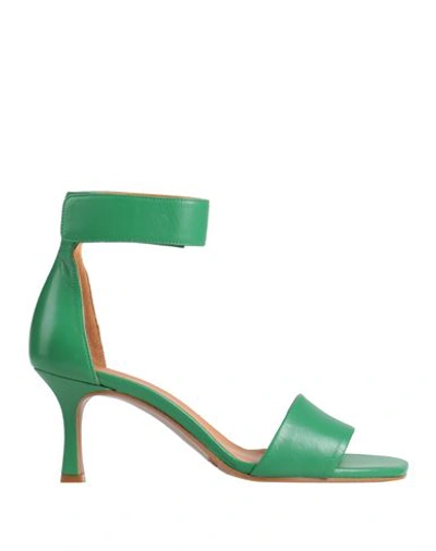 Billi Bi Copenhagen Woman Sandals Green Size 11 Leather