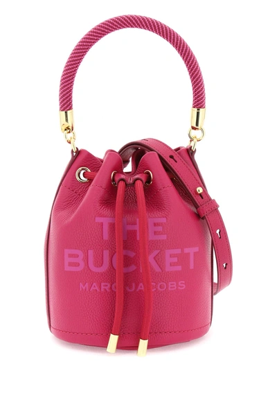 Marc Jacobs The Leather Bucket Bag In Fuchsia