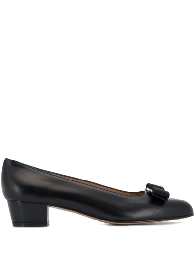 FERRAGAMO FERRAGAMO VARA LEATHER BALLERINAS