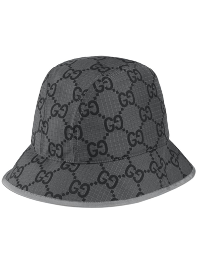 GUCCI GUCCI GG SUPREME BUCKET HAT