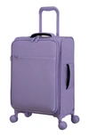 IT LUGGAGE LUSTROUS 22-INCH SOFTSIDE SPINNER LUGGAGE