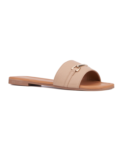 New York And Company Women's Naia Flat Sandal In Nude