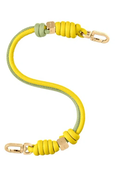 81023474 The Twist Handle In Yellow