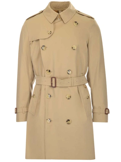 Burberry The Kensington Medium Trench Coat In Beige