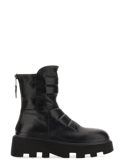 ELENA IACHI ELENA IACHI LEATHER BOOT