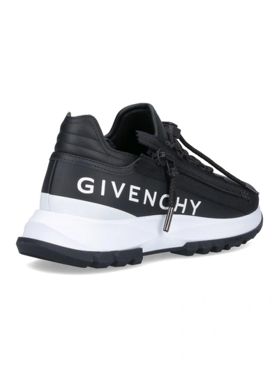 GIVENCHY GIVENCHY RUNNING SPECTRE SNEAKERS