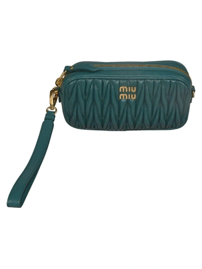 Miu Miu Logo-plaque Zipped Clutch Bag In Verde