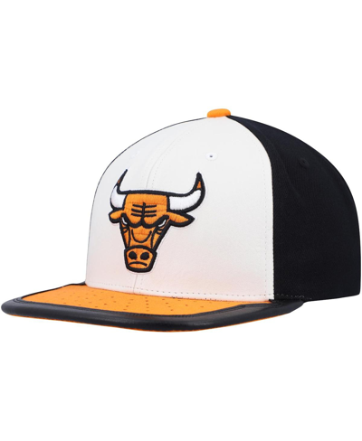 Mitchell & Ness Men's  White And Orange Chicago Bulls Day One Snapback Hat In White,orange