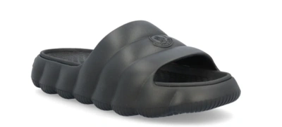 Pre-owned Moncler Men Slides Footwear Lilo Black Crafted Logo Embossed Rubber Sole
