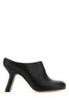 Loewe Heel Curve Toe Round Mules In Black