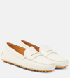 Tod's Leather City Gommino Driving Shoes In Beige