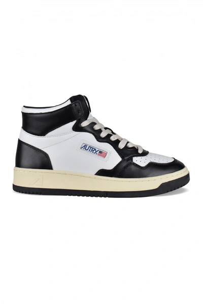 Autry Medalist Leather Mid-top Sneakers In White,blue